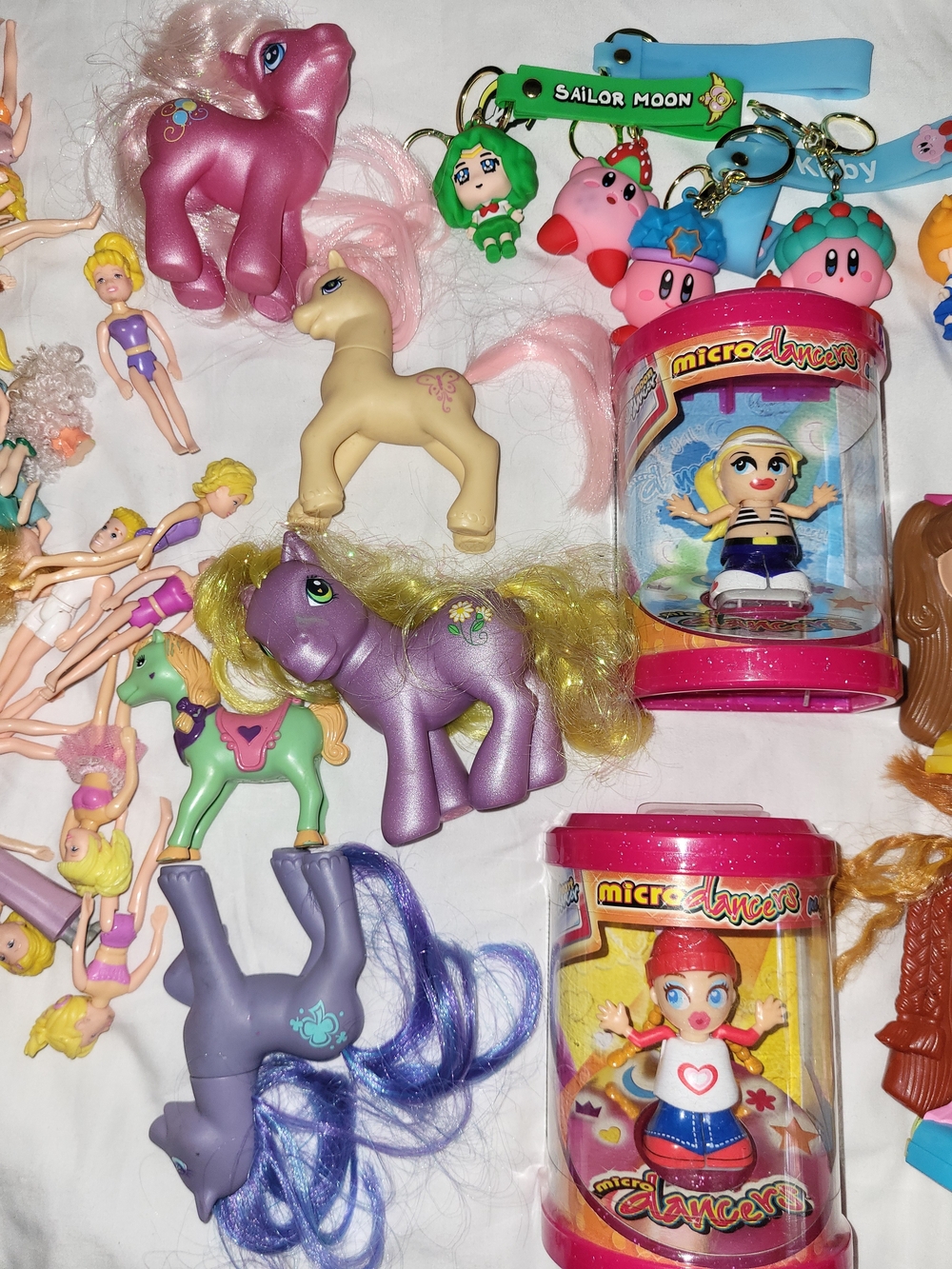 Bundle Of Figures And Other Toys - Picture 3 of 4